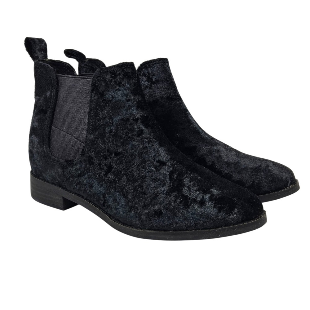 NWT TOMS Women's Size 7.5 Ella Black Crushed Velvet Chelsea Ankle Boots No Box